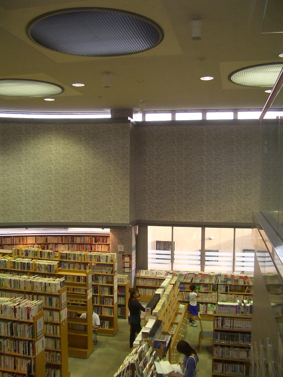 箕郷町立図書館